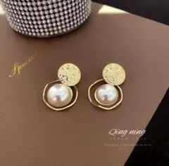 ピアス　パール　ゴールド　アクセサリー　韓国　可愛い　パールピアス　レディース
