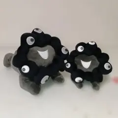 関西万博 黒ミャクミャク 這い型　ぬいぐるみ ブラック ＳとM 寝そべり