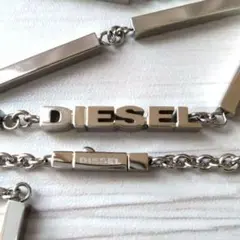 美品 DIESEL ディーゼル ロングネックレス バープレート シルバー 2連風のサムネイル