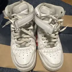 ナイキ　NIKE エアフォース1 ホワイト　ハイカット