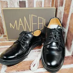 【極美品】 MANEUBU （41） エナメル　プレーントゥ　レザー　黒
