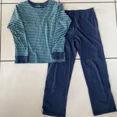 UNIQLO キッズ パジャマ L 135〜145cm