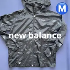 new balance フード付きウインドブレーカーM ブラックのサムネイル