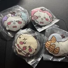 ちいかわ　ハートのラバーマスコット 4種