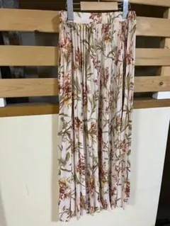 H&M 花柄ロングプリーツスカート