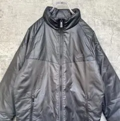 NIKE ナイキ ナイロン製ジャケット　 刺繍ロゴ 黒