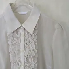 【未使用美品】フリルブラウス半袖 M 日本製