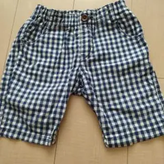 ネイビーとホワイトのチェック柄ショートパンツ 110