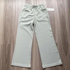 GU ワイドフレアパンツ　150
