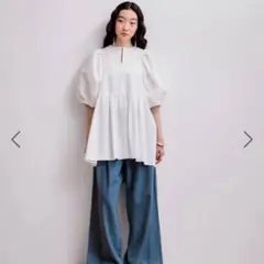 新品タグ付き　ADAM ET ROPE 2WAYバルーンスリーブチュニックのサムネイル