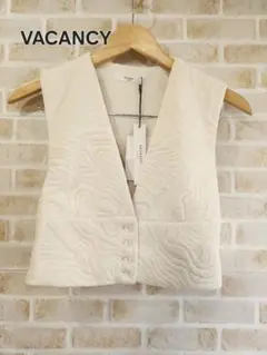 新品♡VACANCY　カットキルティングウェーブベスト