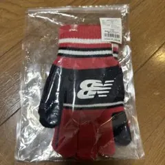 New Balance キッズ手袋 赤黒 ストライプ 新品、未使用！