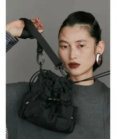 un3d ショルダーバッグ