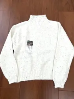 Sueeya ホワイト ハイネックセーター