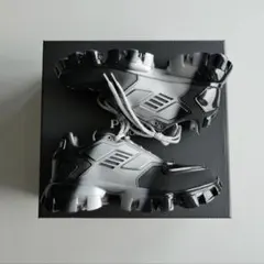 【新品限定品】PRADAクラウドバストサンダースニーカー　シルバーのサムネイル