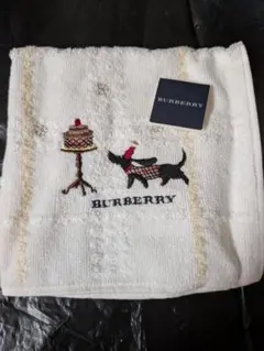R*i様 未使用BURBERRY ハンカチ タオル ダックスフンド 刺繍 ホワイのサムネイル