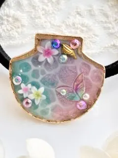 レジン ヘアゴム 蝶々 ドライフラワー パール 金箔No.19 - メルカリ