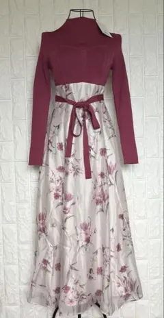 【新品タグ付】マーキュリーデュオ　フラワードッキングコルセットニットワンピース