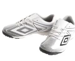 【新品、未使用品】umbro アンブロ サッカーシューズ 24cm