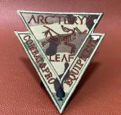 ARC'TERYX LEAF 迷彩ミリタリーワッペン ベルクロ パッチのサムネイル