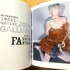 美品　ファッション　トップデザイナー　27人　イギリス　解説　美学　インタビュー