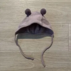 ポンポン付き帽子