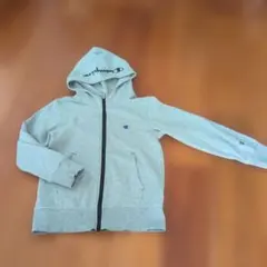 Champion グレー フード付きパーカー