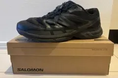 salomon スニーカー