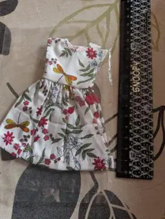 Item thumbnail for item 85e87f55-862e-4b68-bec9-aa37ebf414ff