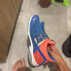 MIZUNO スニーカー ブルー オレンジのサムネイル