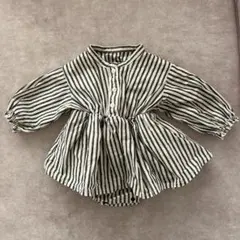 breeze ストライプ柄ロンパース（黒と白）