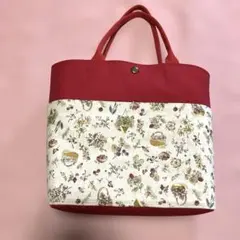 11号帆布レッドでトートバッグ　前ポケット付き底板付き、手作り　けっこう入り丈夫