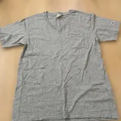 Champion グレー Vネック Tシャツ ポケット付き　メンズL