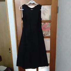 GU ブラック ノースリーブ ロングワンピース