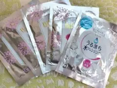 ビフェスタ うる落ち水クレンジング モイスト 5個セット　使い切りのサムネイル