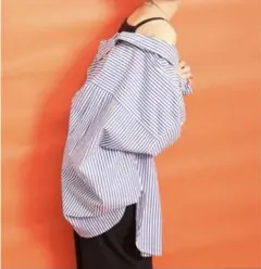 【美品】 アングリッド　Ungrid ストライプルーズシャツ　青✖️白