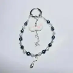 リボン型チャーム付き携帯ストラップ