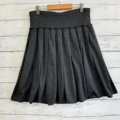 UNIQLO ミニスカート グレー M きれいめ 秋冬 ストレッチ✨フレア