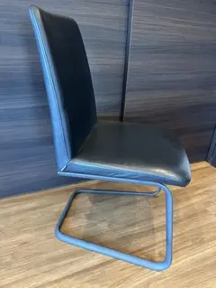美品★BoConcept★チェアブラックレザー★北欧おしゃれのサムネイル