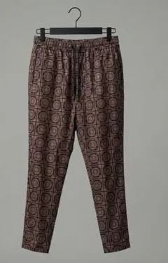 Urban Outfitters　オスカー・サイドライントラックパンツ　Lサイズ