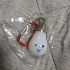 しずくちゃん 電球型マスコット カラビナ付き