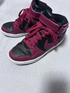 Nike ハイカットスニーカー ブラック/バーガンディ 24cm