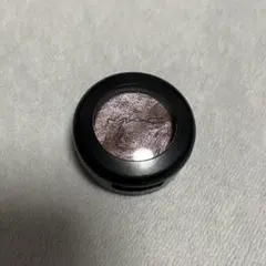 MAC エクストラディメンション アイシャドウ スモーキーモーヴ