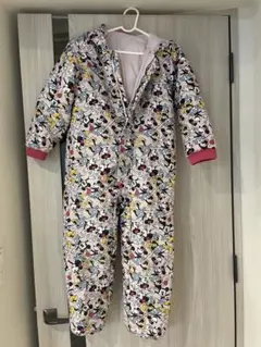 ディズニーDisneyミニー　スノーウェア　ジャンプスーツ　つなぎ　130cm