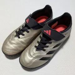 アディダス プレデター 20.5　トレーニングシューズ