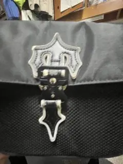 トラップスターショルダーバック 黒