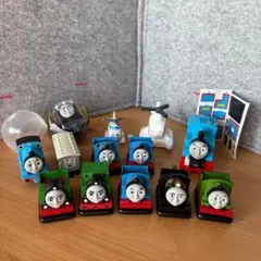 【まとめ売り・現状品】きかんしゃトーマス ガチャガチャ プルバックカー ゼンマイ