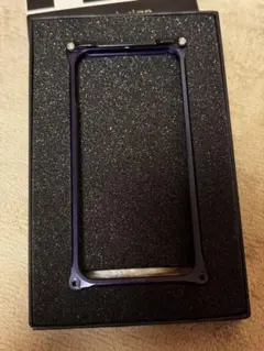 ギルドデザイン iPhone15pro パープル