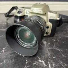 Nikon F60 一眼レフカメラ AF Nikkor 52mmのサムネイル