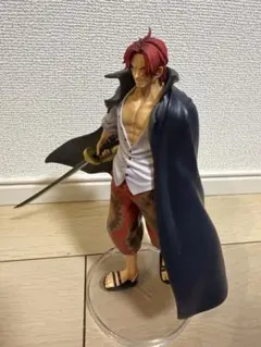 一番くじ 美品 ワンピース 新四皇 A賞 四皇 シャンクス　フィギュア